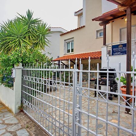Endless Blue Sunshine Villa Palaiontsiflikion Bagian luar foto