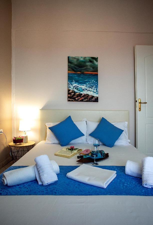 Endless Blue Sunshine Villa Palaiontsiflikion Bagian luar foto