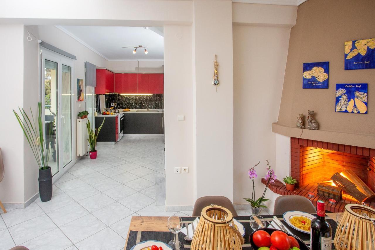 Endless Blue Sunshine Villa Palaiontsiflikion Bagian luar foto
