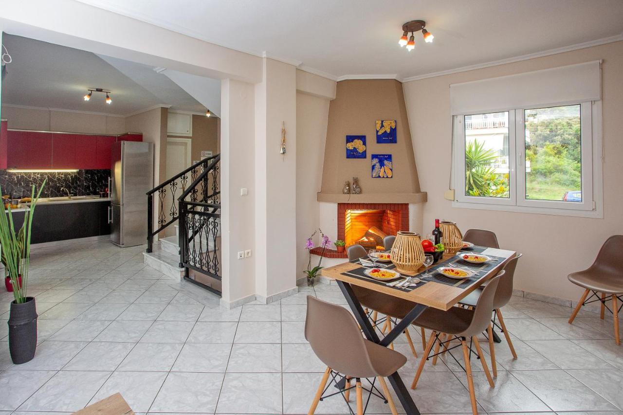 Endless Blue Sunshine Villa Palaiontsiflikion Bagian luar foto